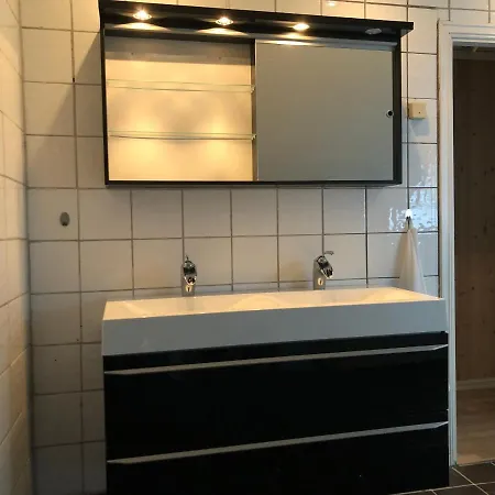 2 Bedroom Downtown Aalesund Leilighet